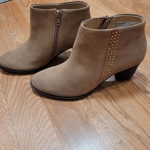 Vionic Ankle Boots